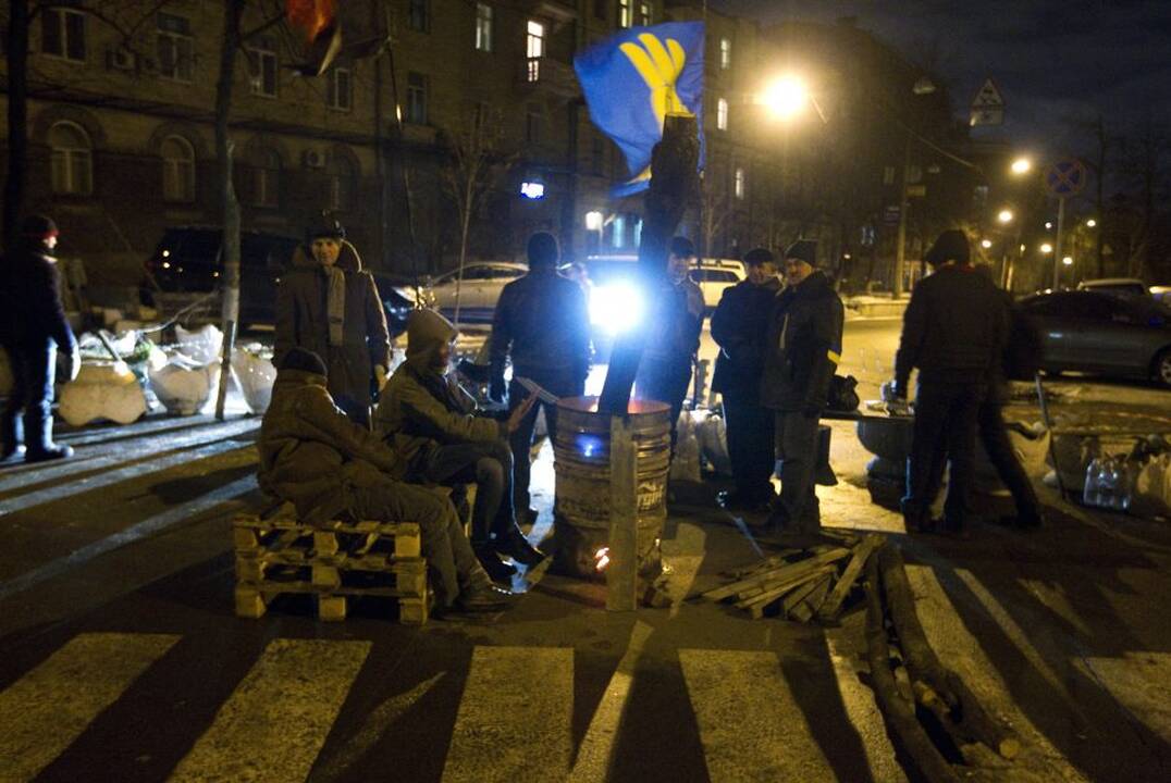 Kijeve protestuotojus ir spec. pajėgas paveikė šaltukas