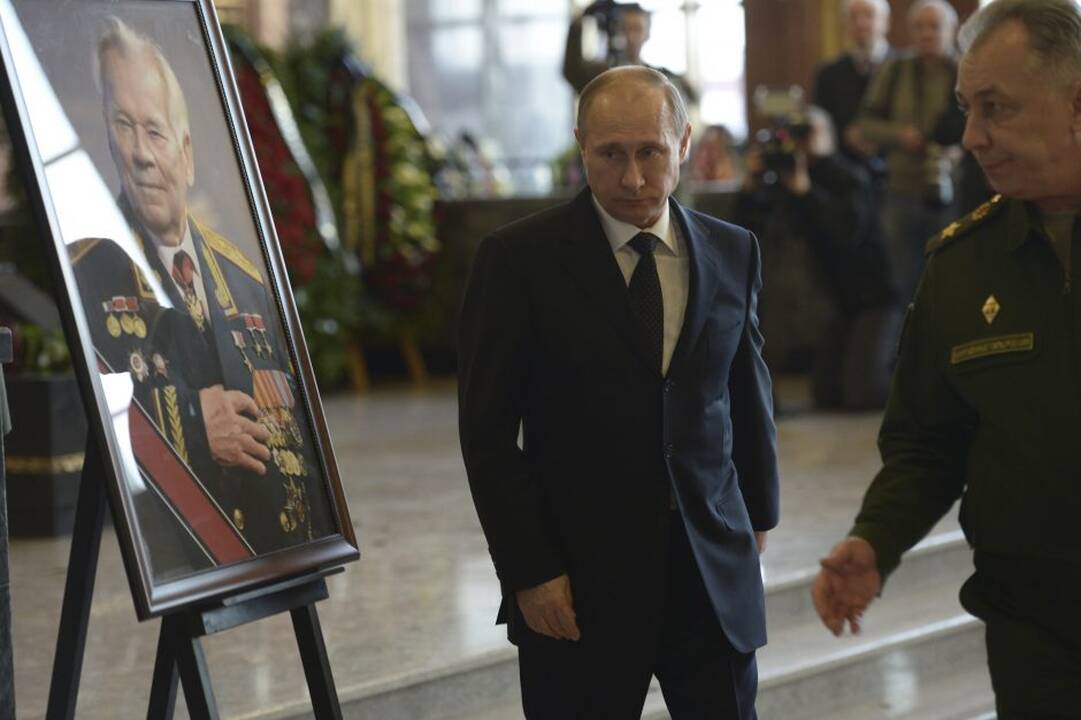 Ginklų konstruktorių M. Kalašnikovą prisimenant