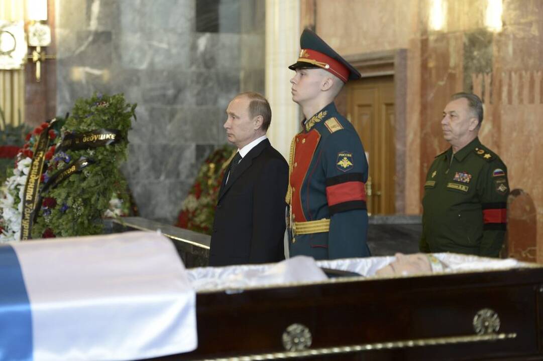 Ginklų konstruktorių M. Kalašnikovą prisimenant