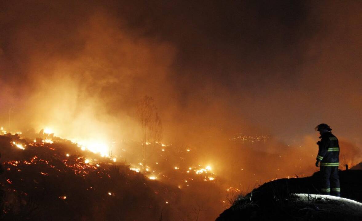 Gaisras Čilės Valparaiso uostamiestyje