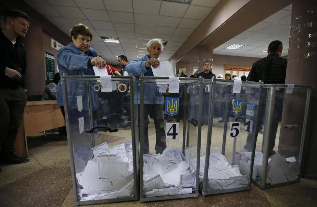 Referendumas dėl nepriklausomybės Rytų Ukrainos Donecko ir Luhansko srityse