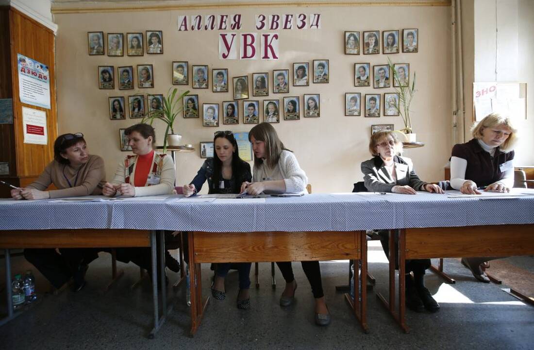 Referendumas dėl nepriklausomybės Rytų Ukrainos Donecko ir Luhansko srityse