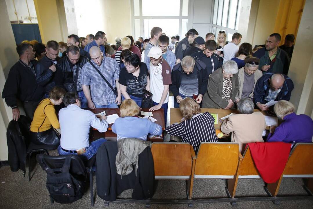 Referendumas dėl nepriklausomybės Rytų Ukrainos Donecko ir Luhansko srityse
