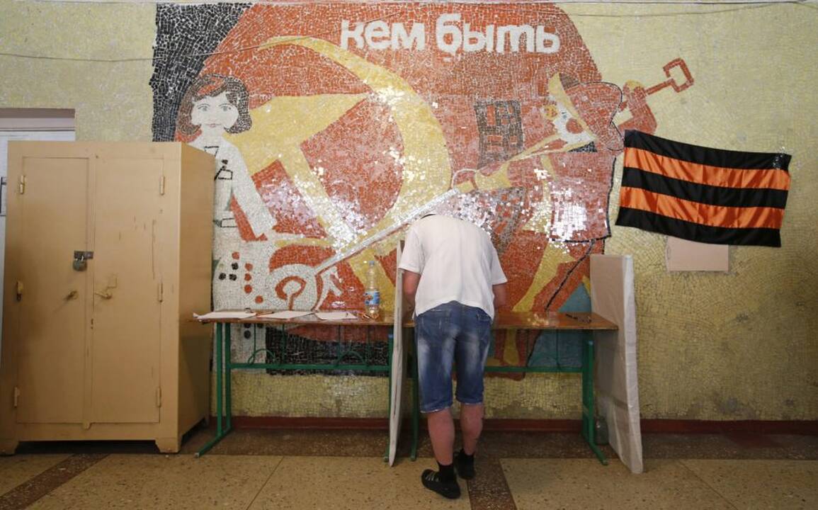 Referendumas dėl nepriklausomybės Rytų Ukrainos Donecko ir Luhansko srityse