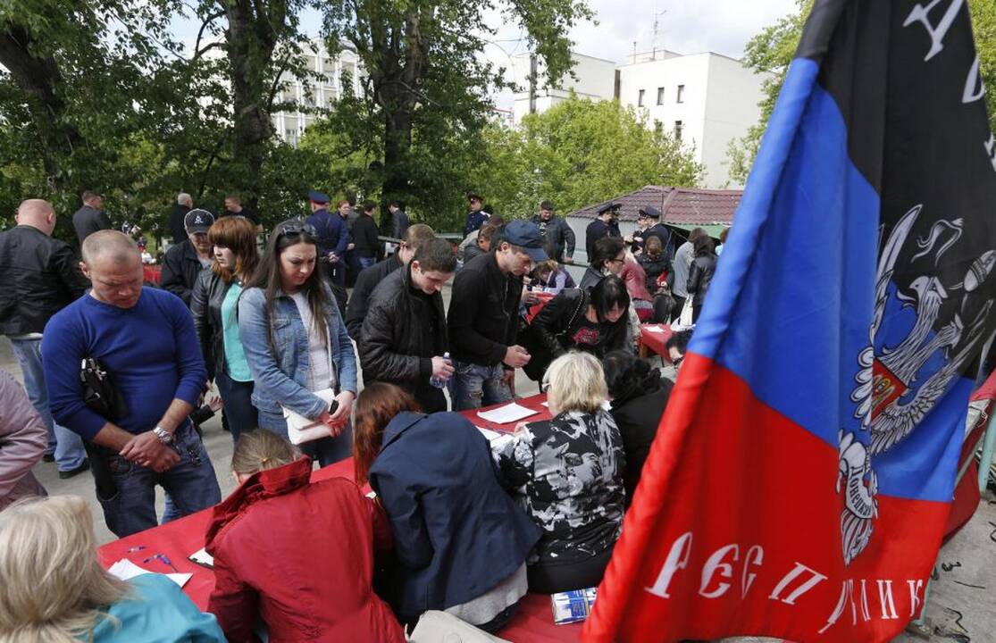 Referendumas dėl nepriklausomybės Rytų Ukrainos Donecko ir Luhansko srityse