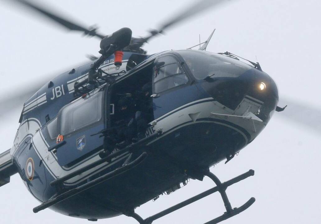 „Charlie Hebdo“ įtariamųjų gaidynės