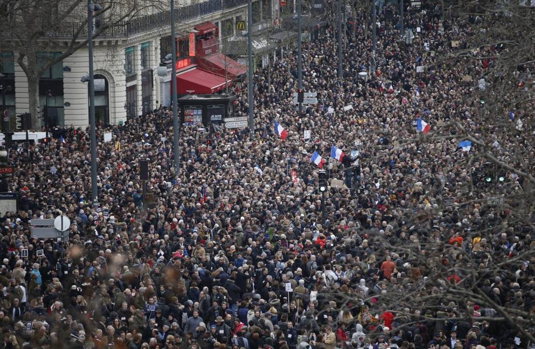Istorinė demonstracija Paryžiuje 