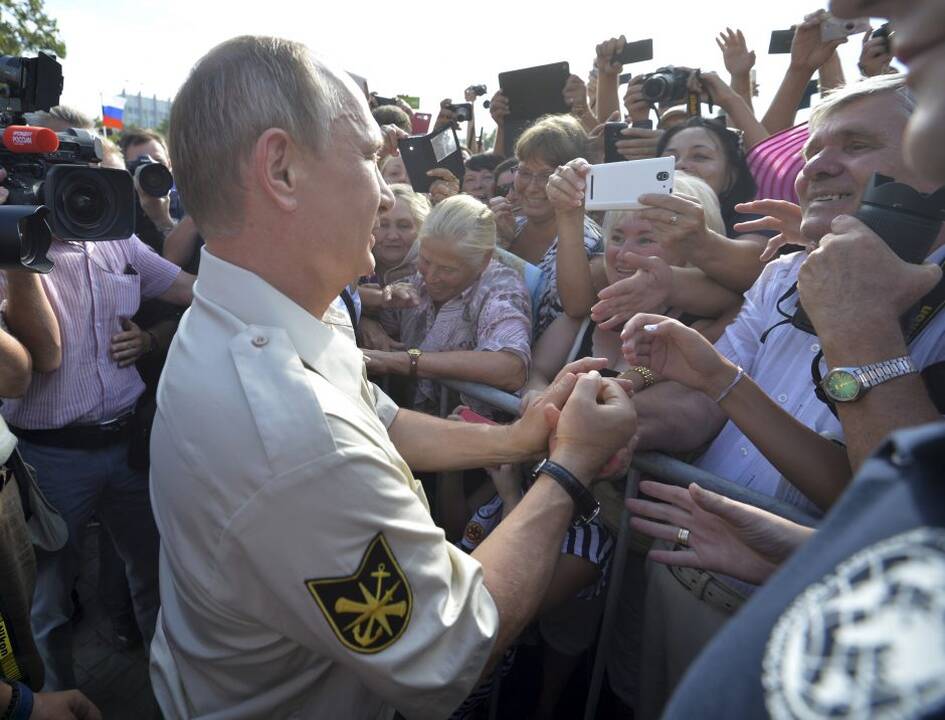 V. Putinas nėrė į Juodosios jūros dugną 