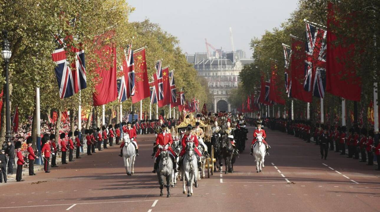 Karališkas Kinijos prezidento priėmimas Britanijoje 
