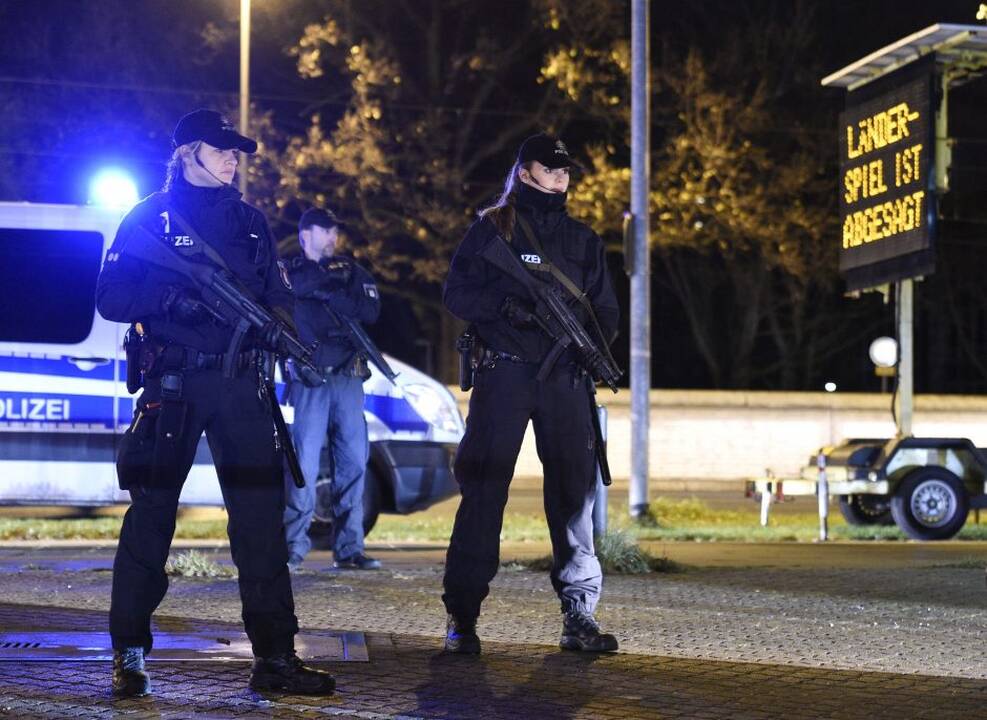 Atšauktos Vokietijos ir Olandijos futbolininkų rungtynės
