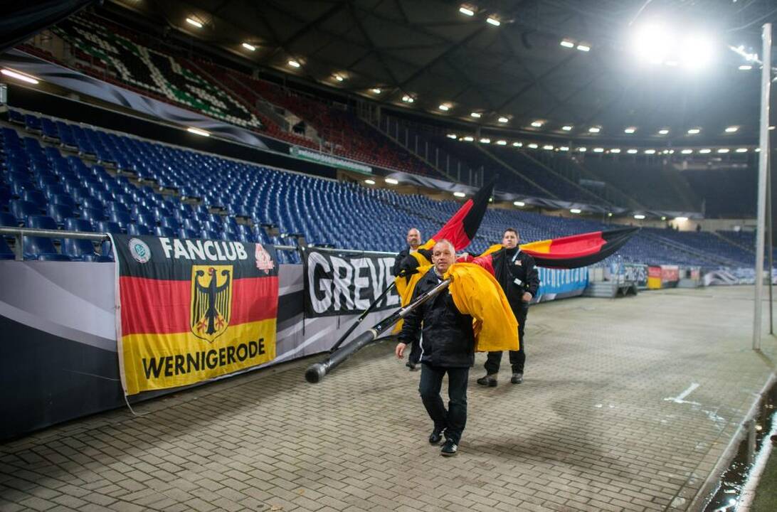 Atšauktos Vokietijos ir Olandijos futbolininkų rungtynės