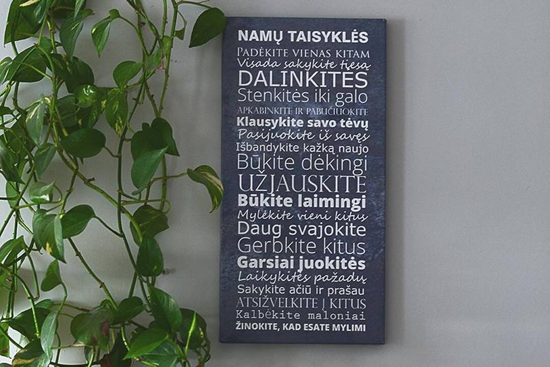 Interjero patarimai: namus puošiame fotodrobėmis