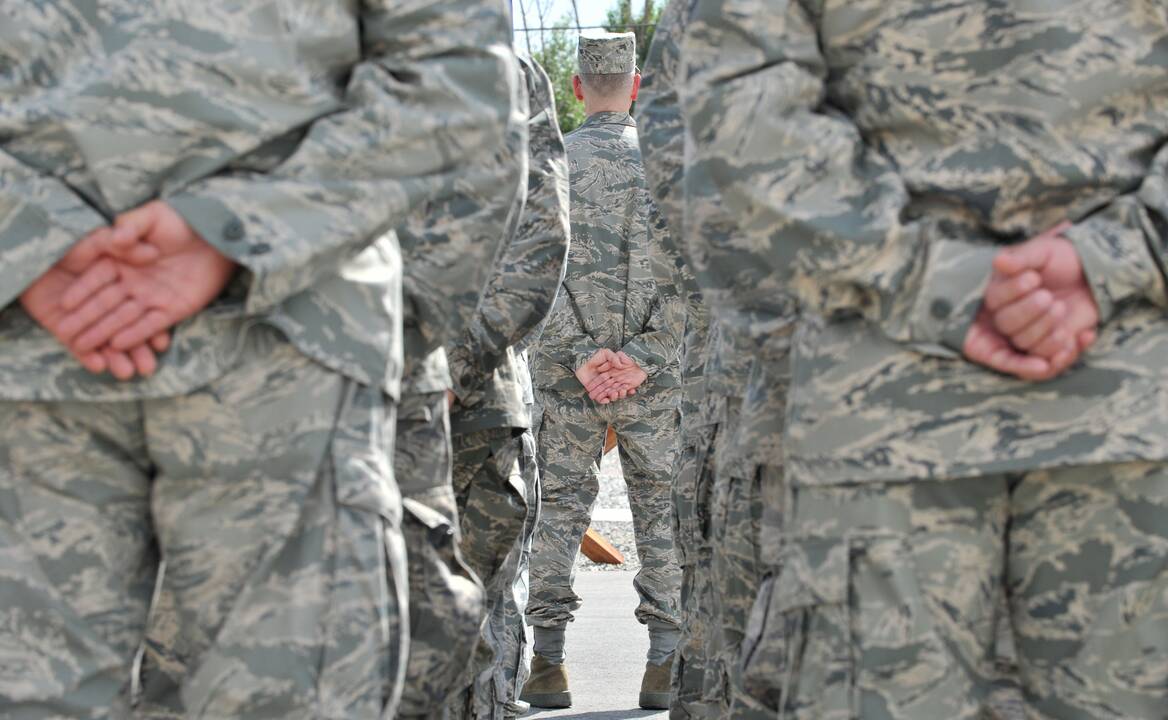 Tarp penkių NATO antskrydžio Afganistane aukų yra vaikų