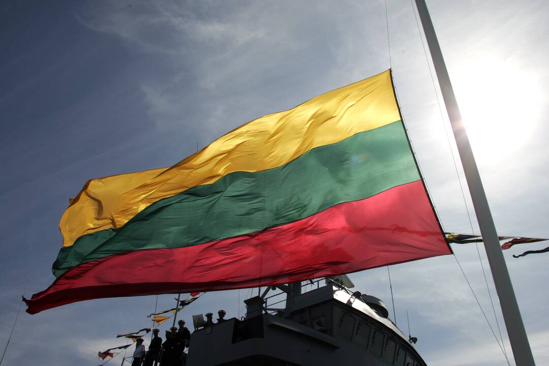 Į Lietuvą siekianti grįžti sulaikyto laivo įgula – be asmens dokumentų