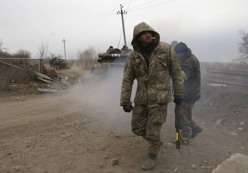 Ukrainos rytuose žuvo du civiliai, apšaudyti ESBO stebėtojai