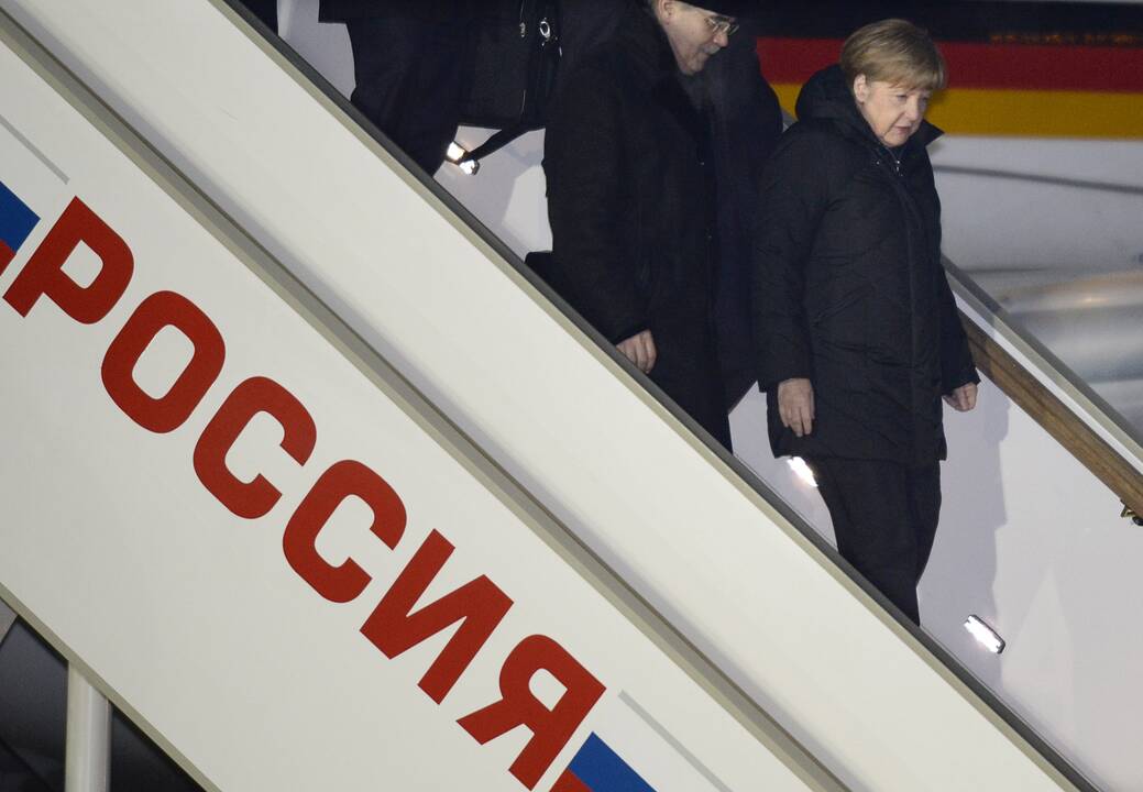 V. Putinas, A. Merkel ir F. Hollande Kremliuje pradėjo derybas dėl taikos Ukrainoje