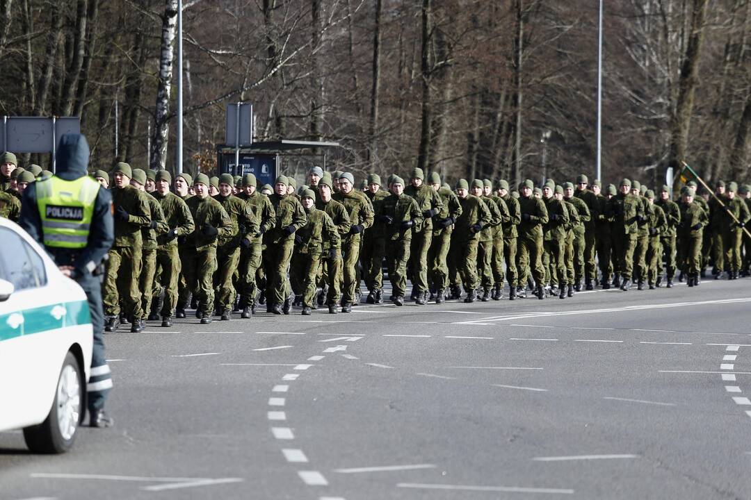 Karių bėgimas NATO dienai