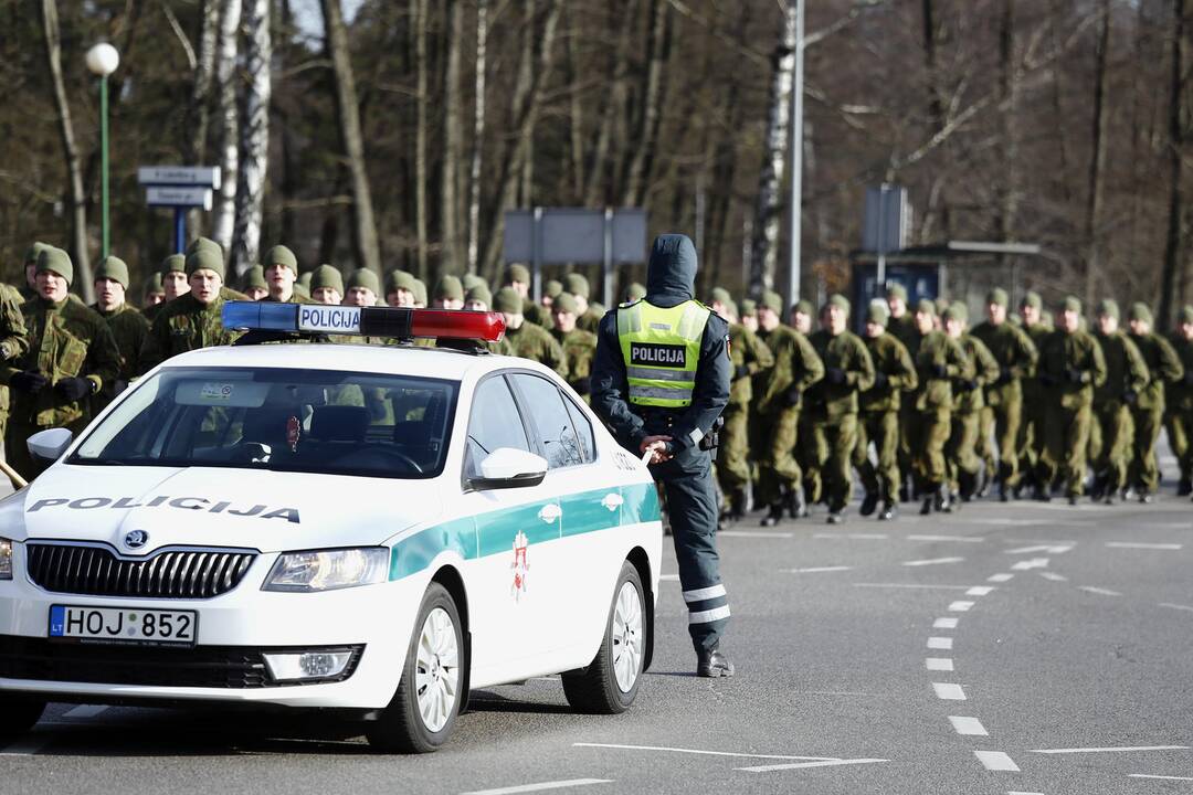 Karių bėgimas NATO dienai