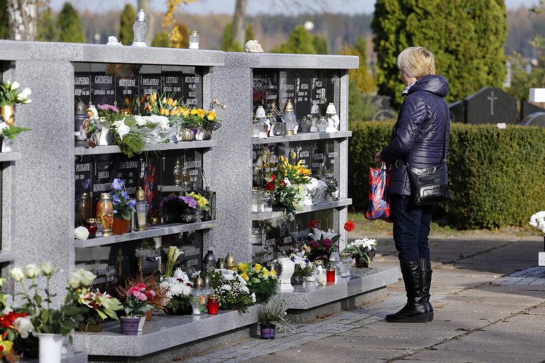 Lėbartų kapinės Lapkričio 1-ąją