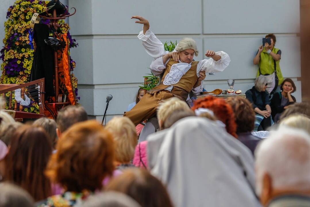 "Kelionė per europą į Klaipėda" - Šermukšnis 2019