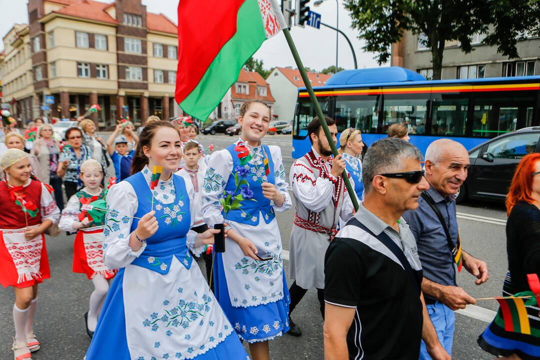 Klaipėda iškilmingai švenčia Valstybės dieną