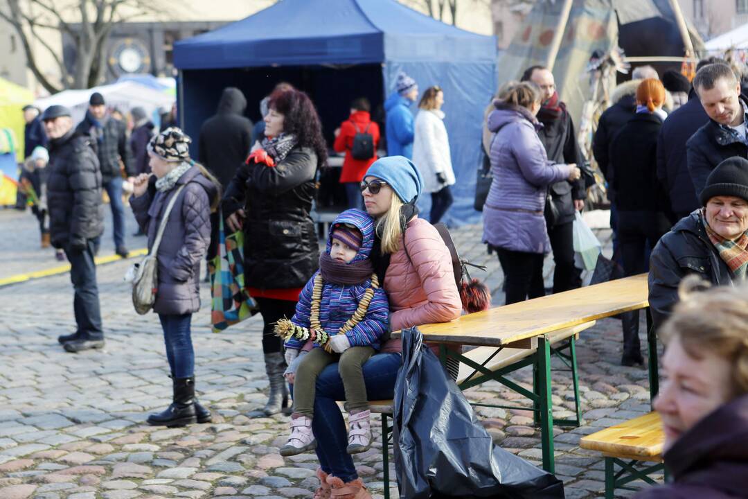 Vaikų pasirodymas Kaziuko mugėje