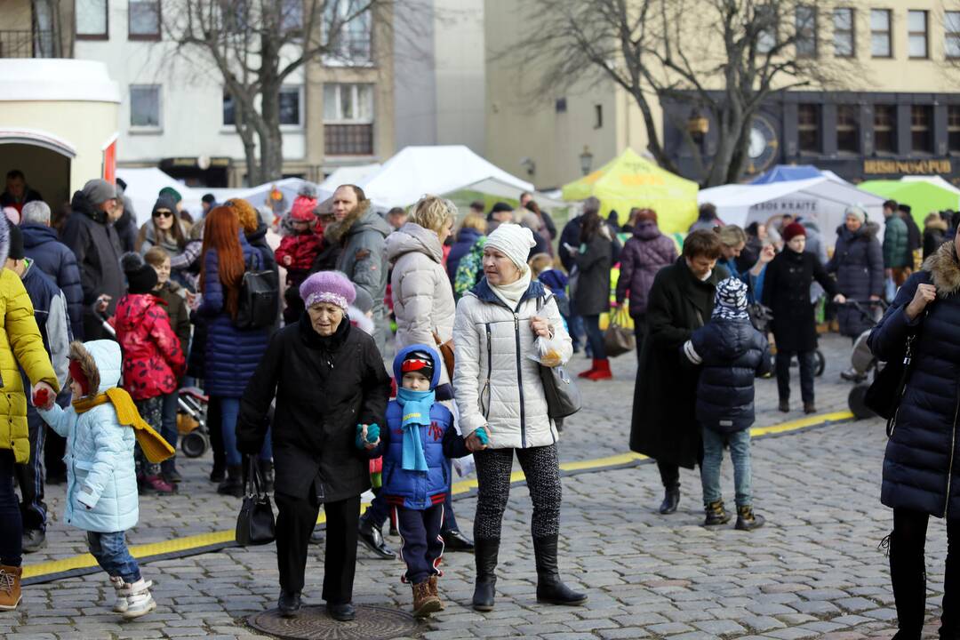 Vaikų pasirodymas Kaziuko mugėje