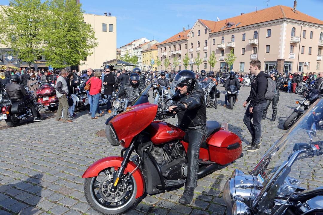 Baikeriai siekė rekordo
