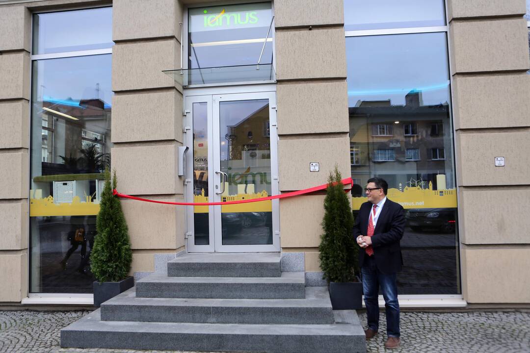 "IAMUS" salono atidarymas