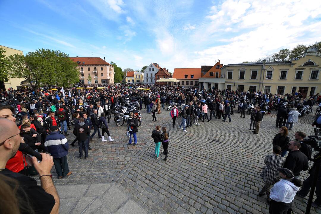 Baikeriai siekė rekordo