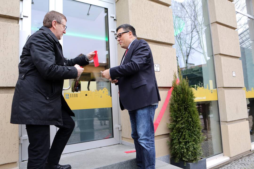 "IAMUS" salono atidarymas