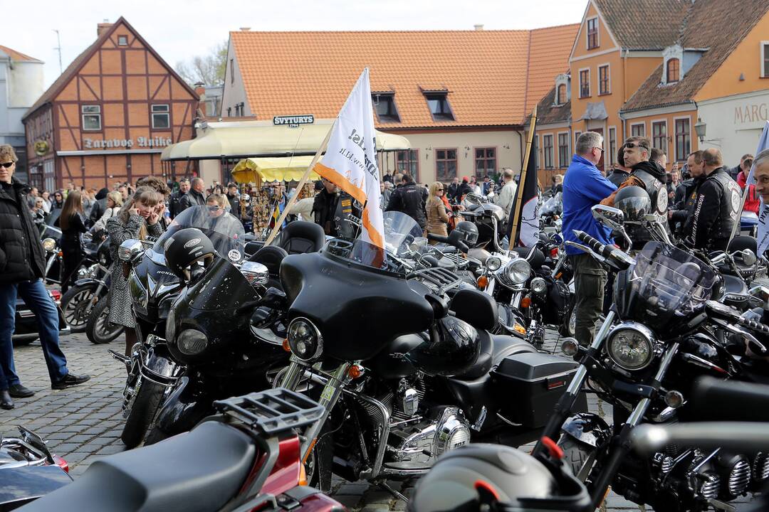 Baikeriai siekė rekordo