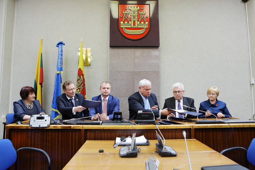 Pasirašyta valdančiosios koalicijos sutartis