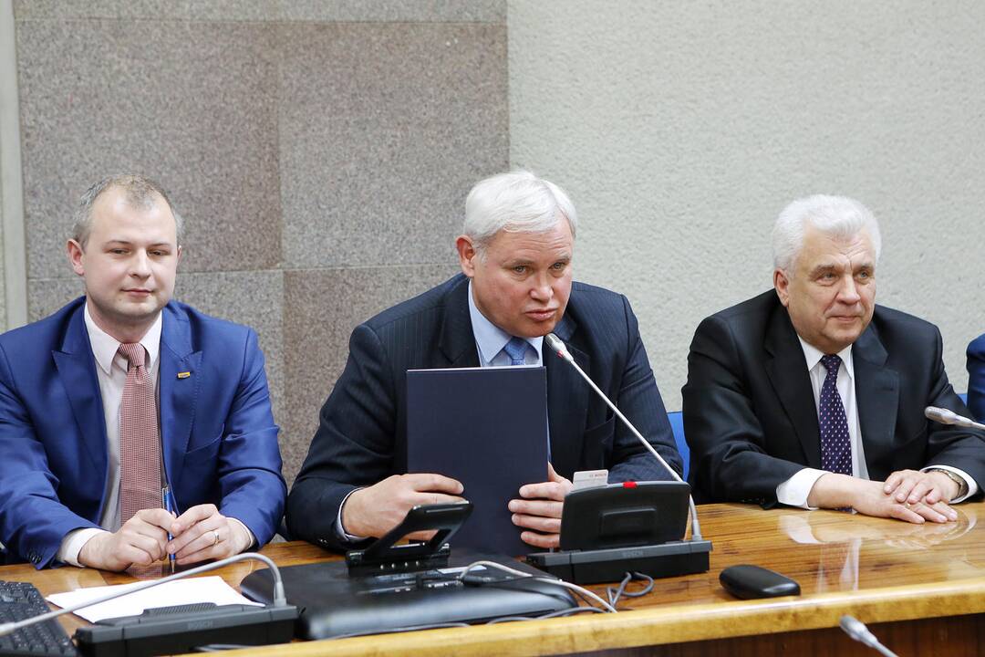 Pasirašyta valdančiosios koalicijos sutartis