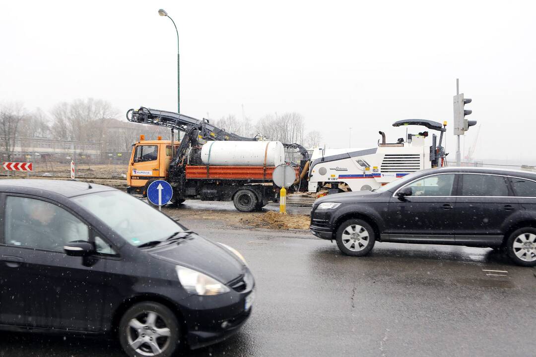 Apribotas eismas Minijos ir Baltijos sankryžoje 