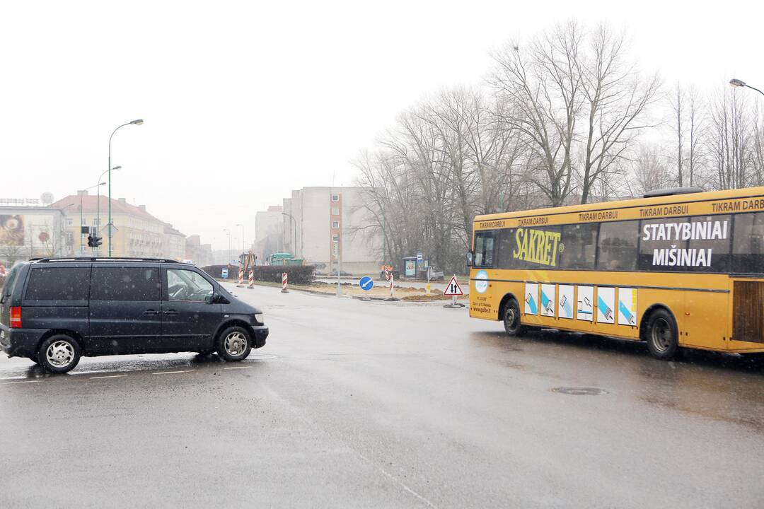 Apribotas eismas Minijos ir Baltijos sankryžoje 