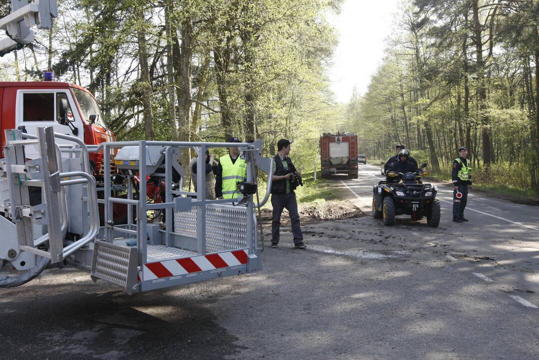 Kuršių nerijos gaisrą sutramdė gausios ugniagesių ir kariškių pajėgos