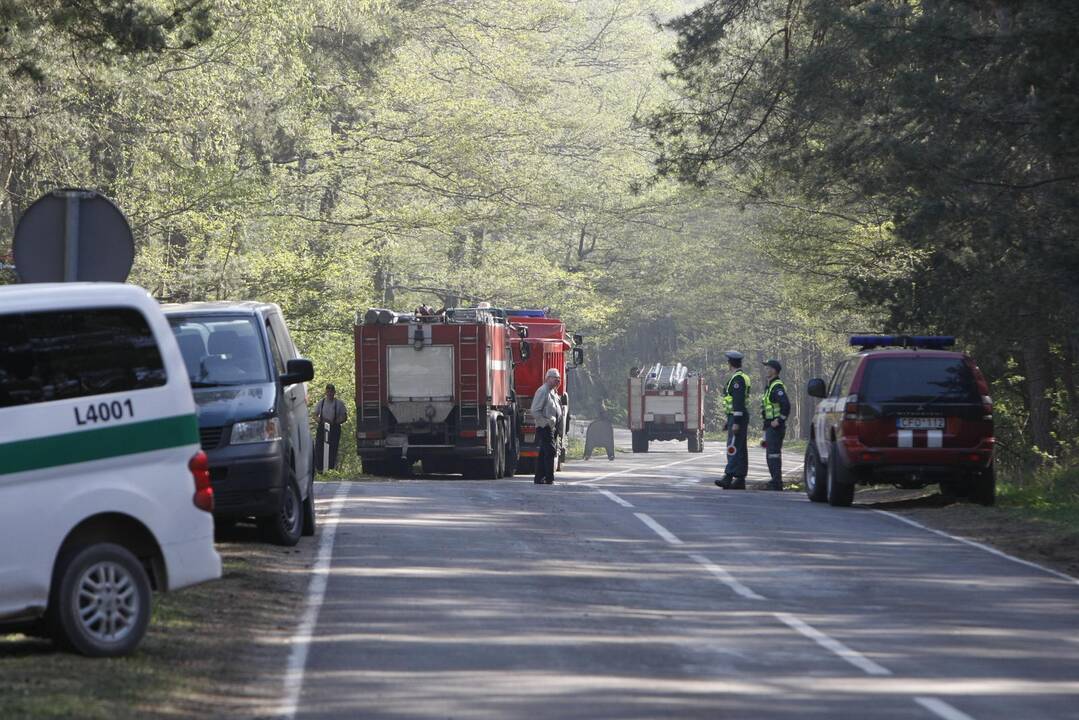 Kuršių nerijos gaisrą sutramdė gausios ugniagesių ir kariškių pajėgos