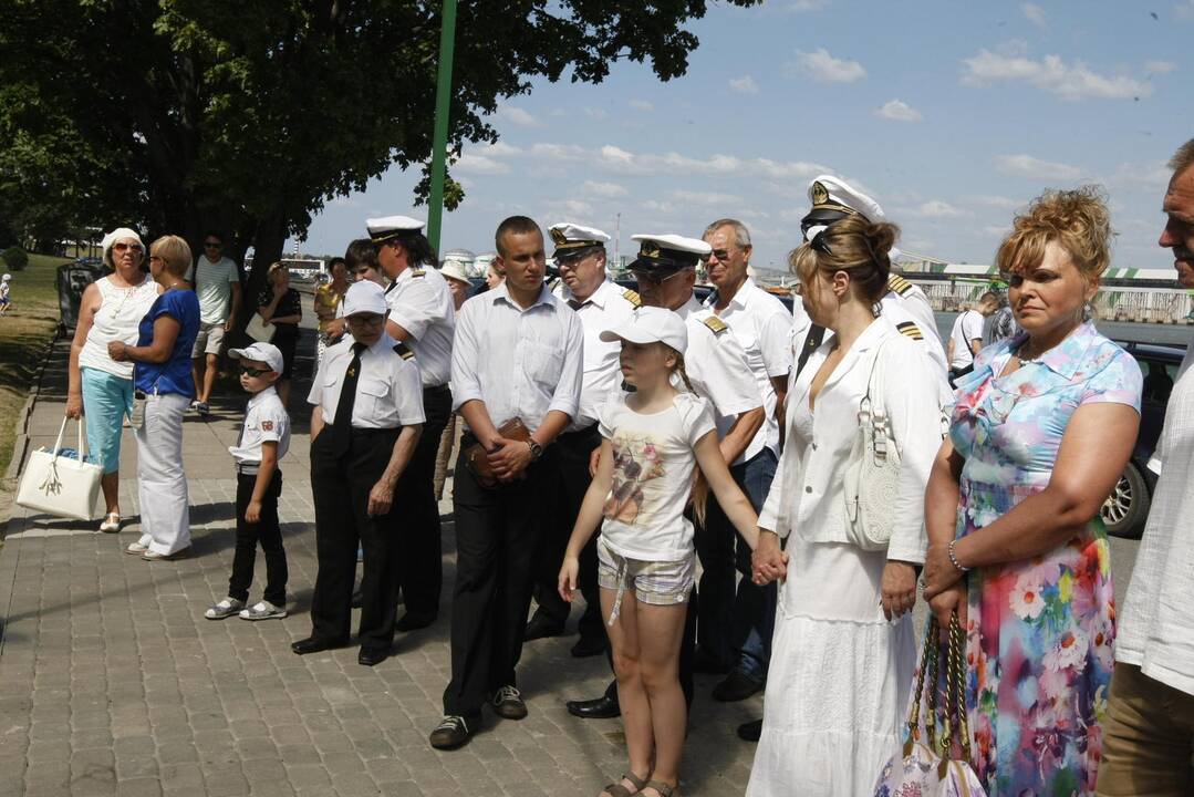 Burlaivio liekanų ekspozicijos atidarymas