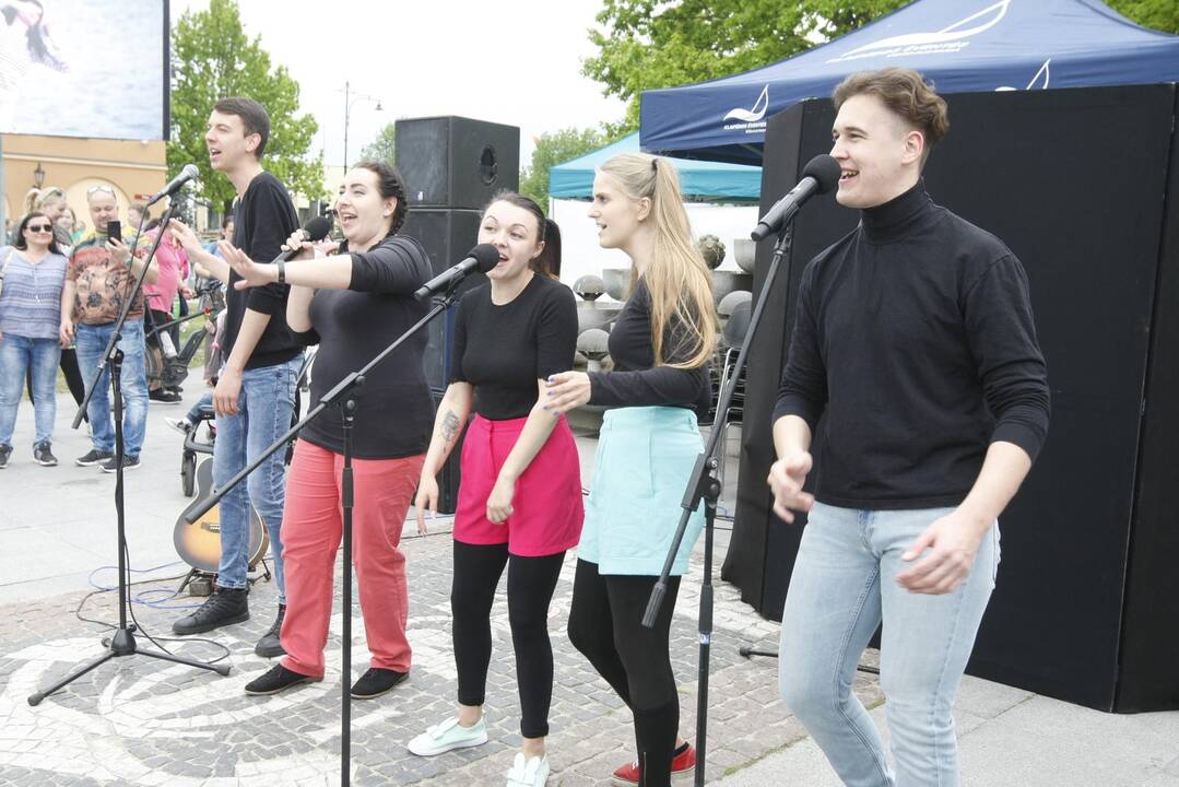 Uostamiestyje muzikos garsai liejasi laisvai