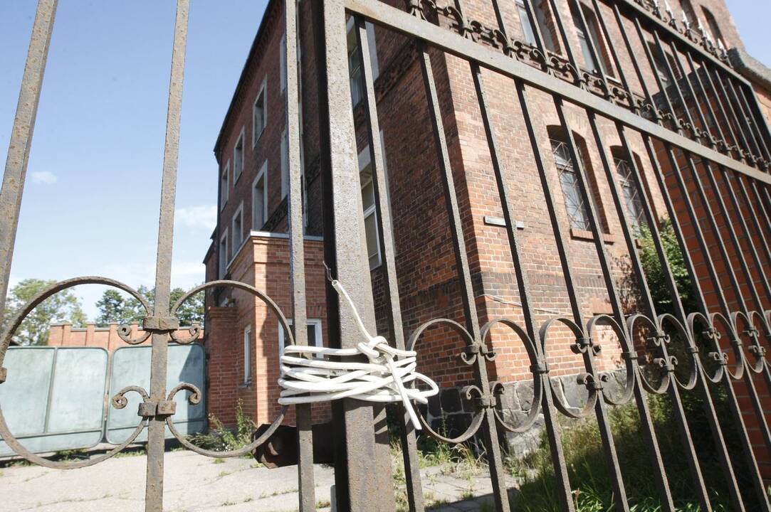 Buvusiame policijos pastate – vandalų ordos