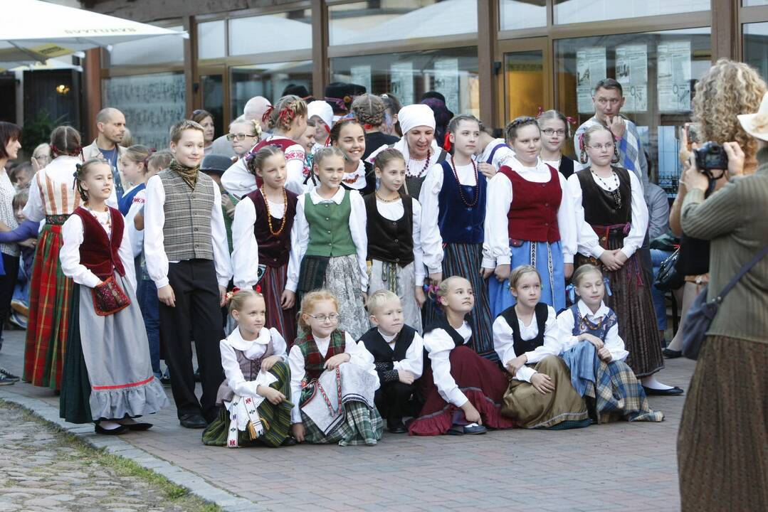 Visa Lietuva šoka 2016