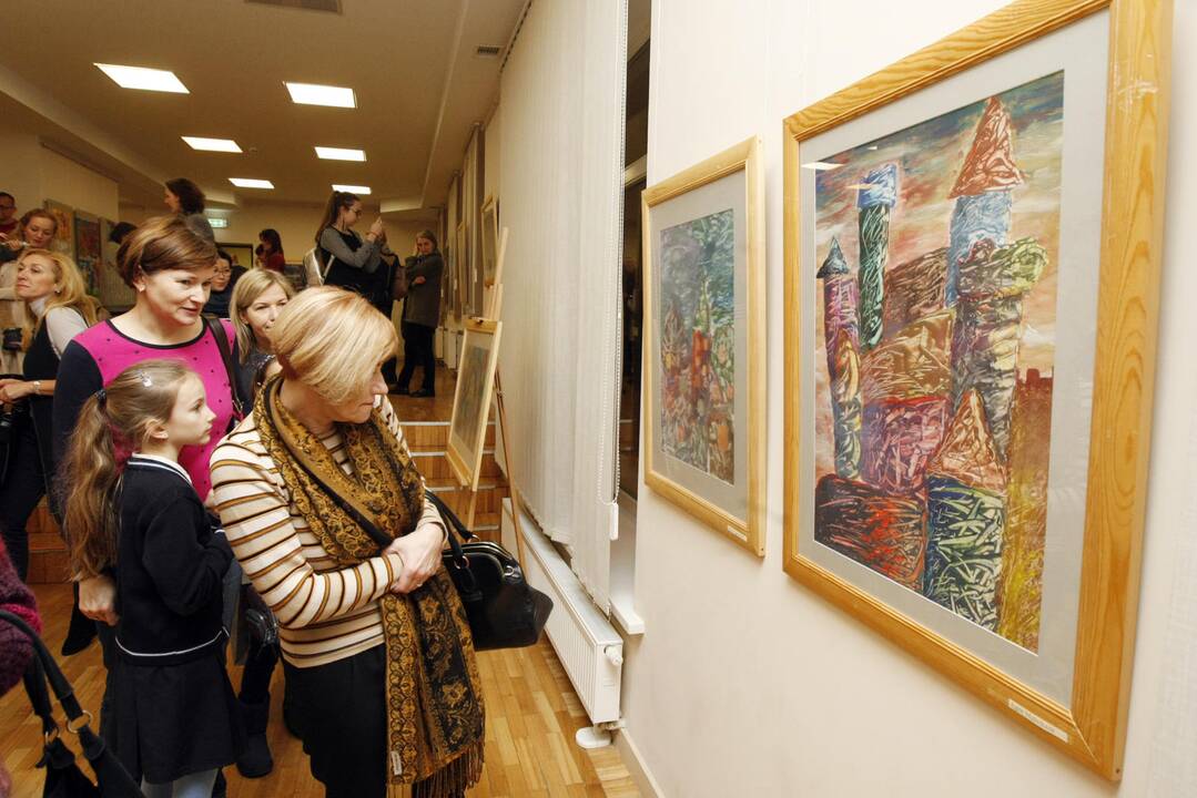 P. Domšaičio galerijoje – jaunųjų dailininkų ekspozicija