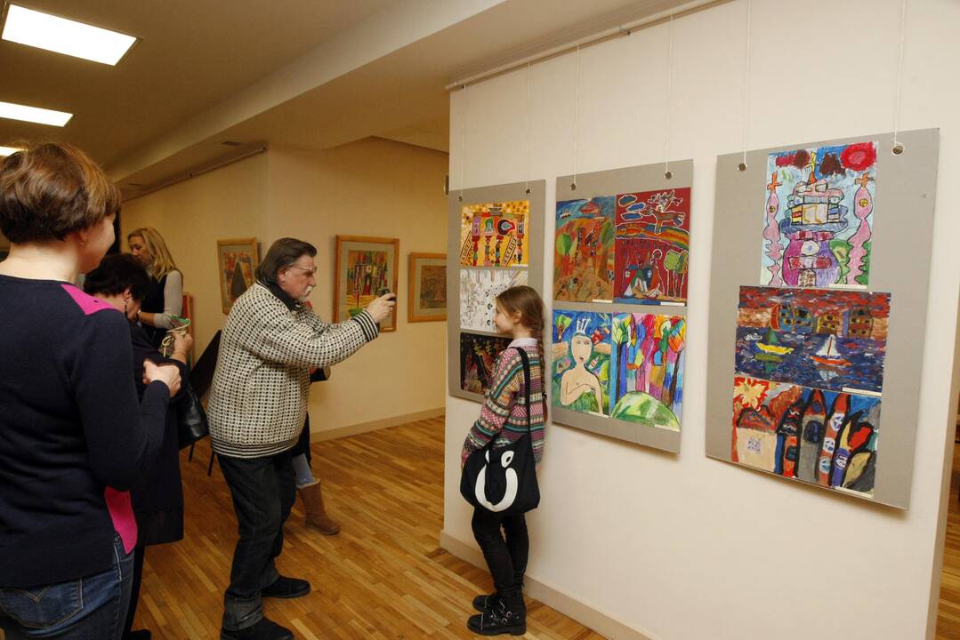 P. Domšaičio galerijoje – jaunųjų dailininkų ekspozicija