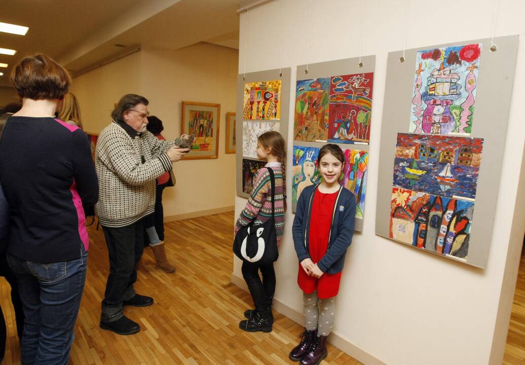 P. Domšaičio galerijoje – jaunųjų dailininkų ekspozicija