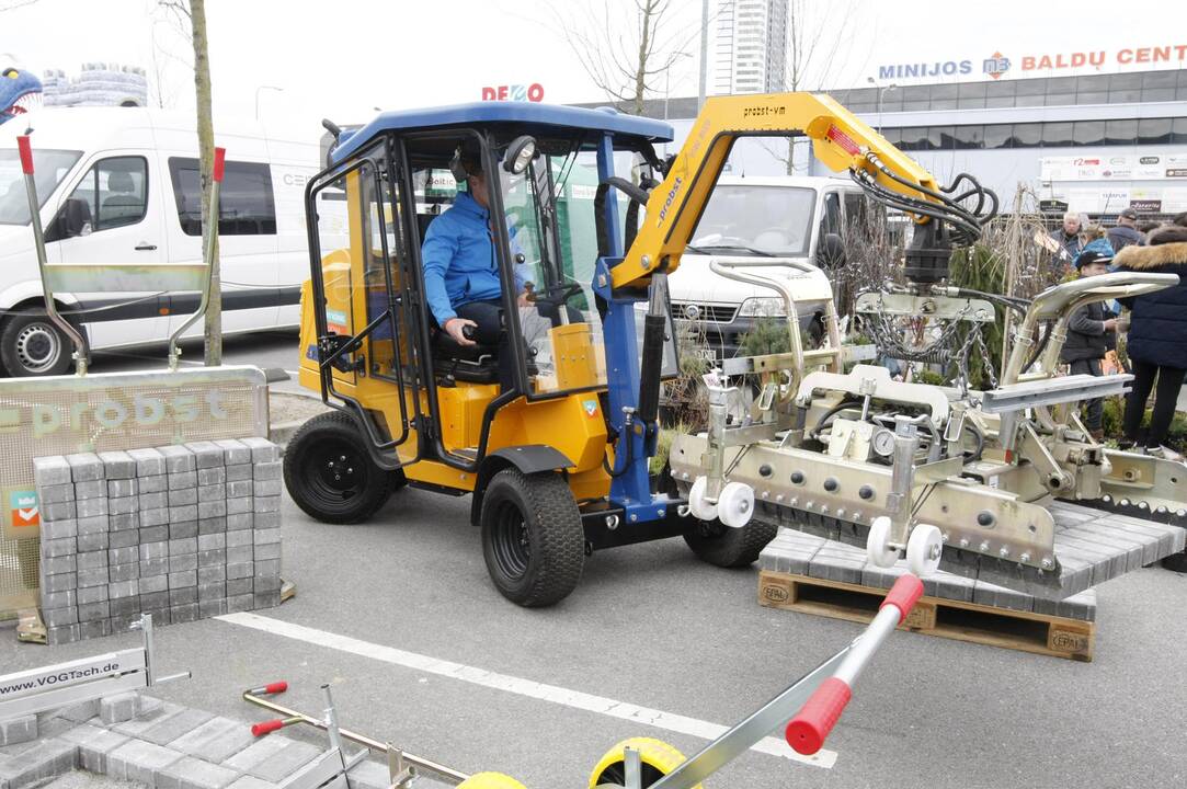 Klaipėdiečiai domėjosi aplinkos tvarkymo naujovėmis