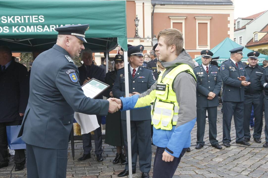 Uostamiestyje policininkai pakvietė švęsti kartu