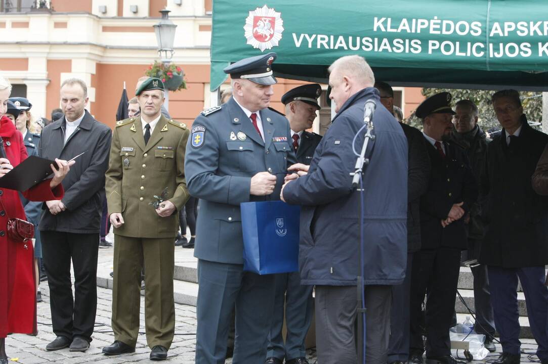 Uostamiestyje policininkai pakvietė švęsti kartu