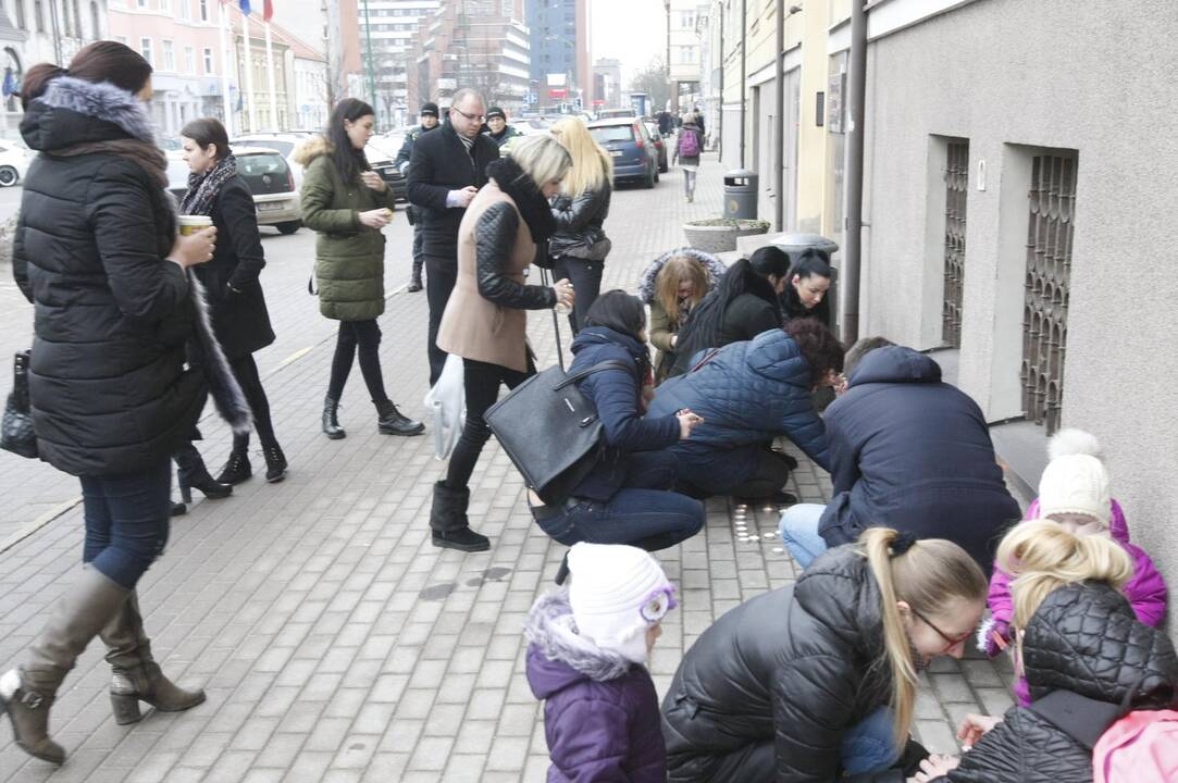 Gedulo ir vilties savaitgalis – žvakė už kiekvieną vaiką