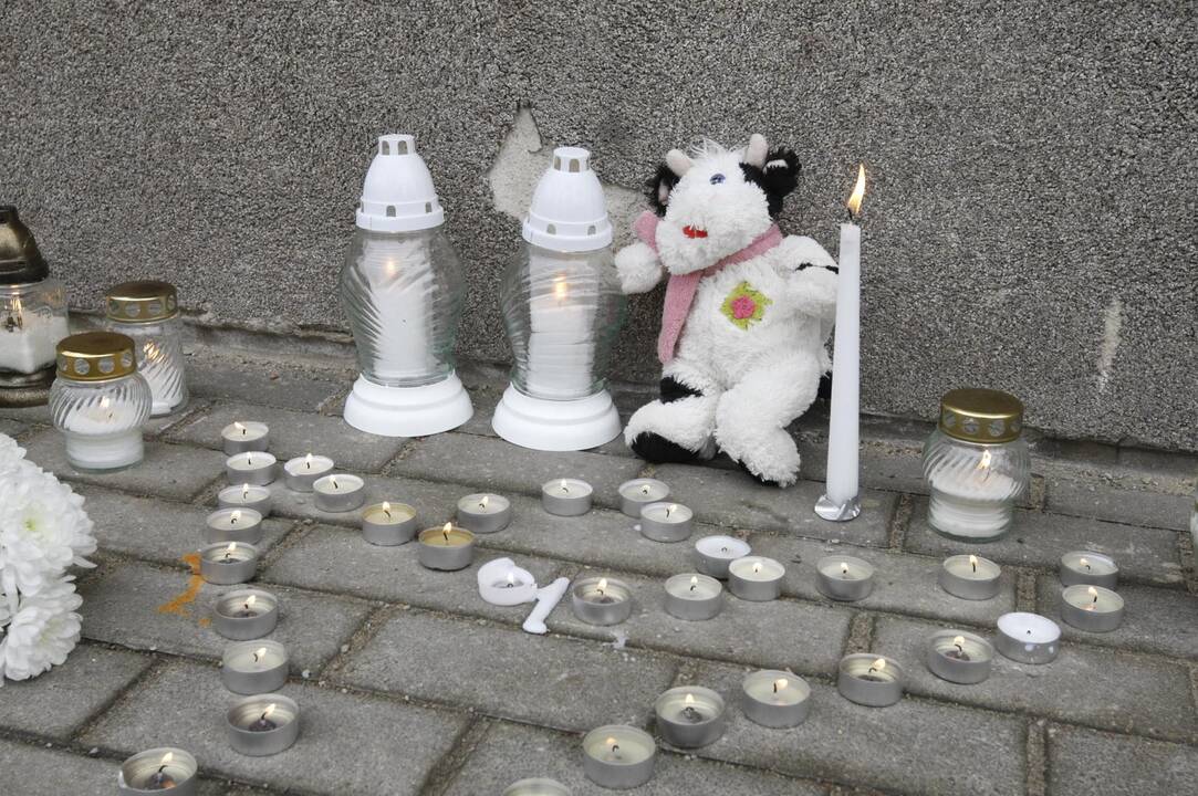 Gedulo ir vilties savaitgalis – žvakė už kiekvieną vaiką